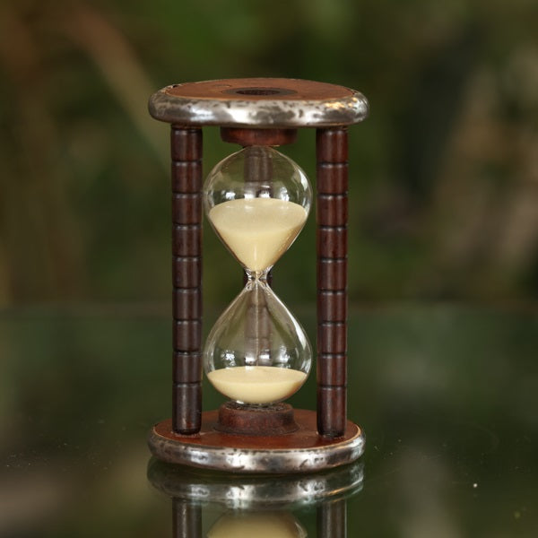 30 Minute Antique Wood Timer Yellow or White sand